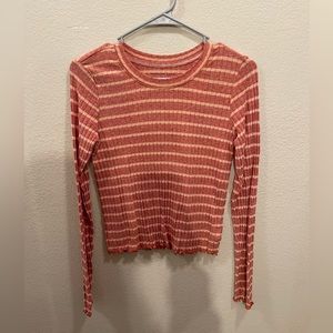 Woman’s brand new American Eagle knit shirt size small petite.